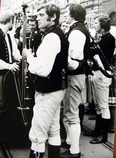 Mladina 1965-1974
