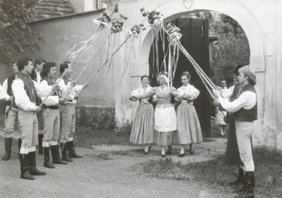Mladina 1975-1984